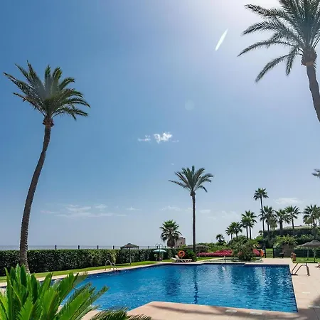 Lap- 3 Bed On The Beach. Families Only *