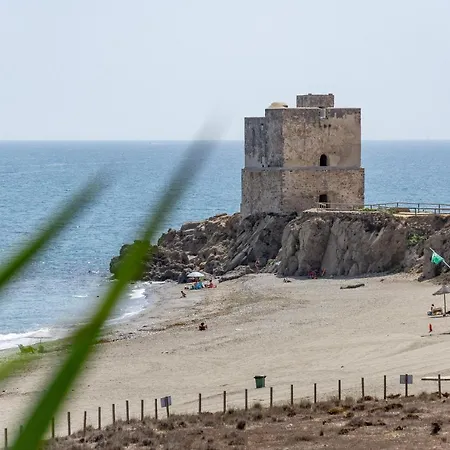Lap- 3 Bed On The Beach. Families Only Appartement Casares