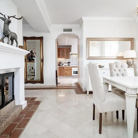 Lap- 3 Bed On The Beach. Families Only Appartement *