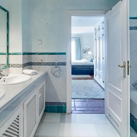 Lap- 3 Bed On The Beach. Families Only * Casares