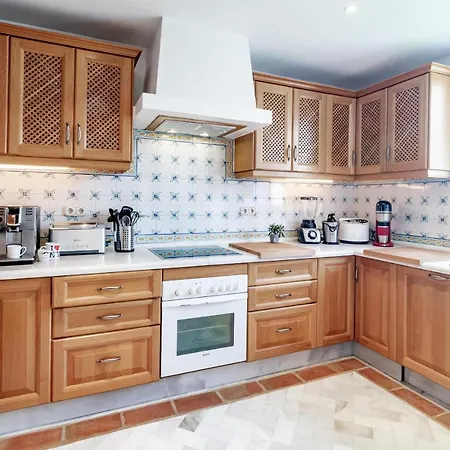 Lap- 3 Bed On The Beach. Families Only * Casares