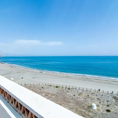Lap- 3 Bed On The Beach. Families Only Casares